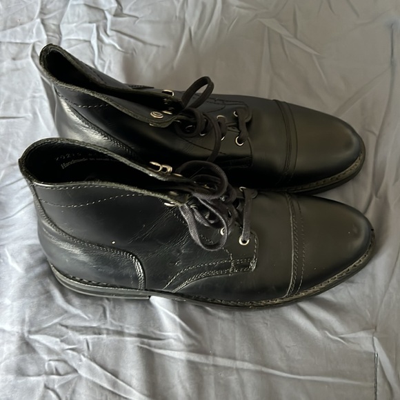 Men's Black Leather Boots - Picture 2 of 8